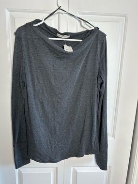 We The Free Charcoal ,women L. Gray Long Sleeve Top NWT  58$ US